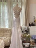 Retro White V-neck Spaghetti Strap Design Elegant Satin Evening Dress Prom Dress HZ0319